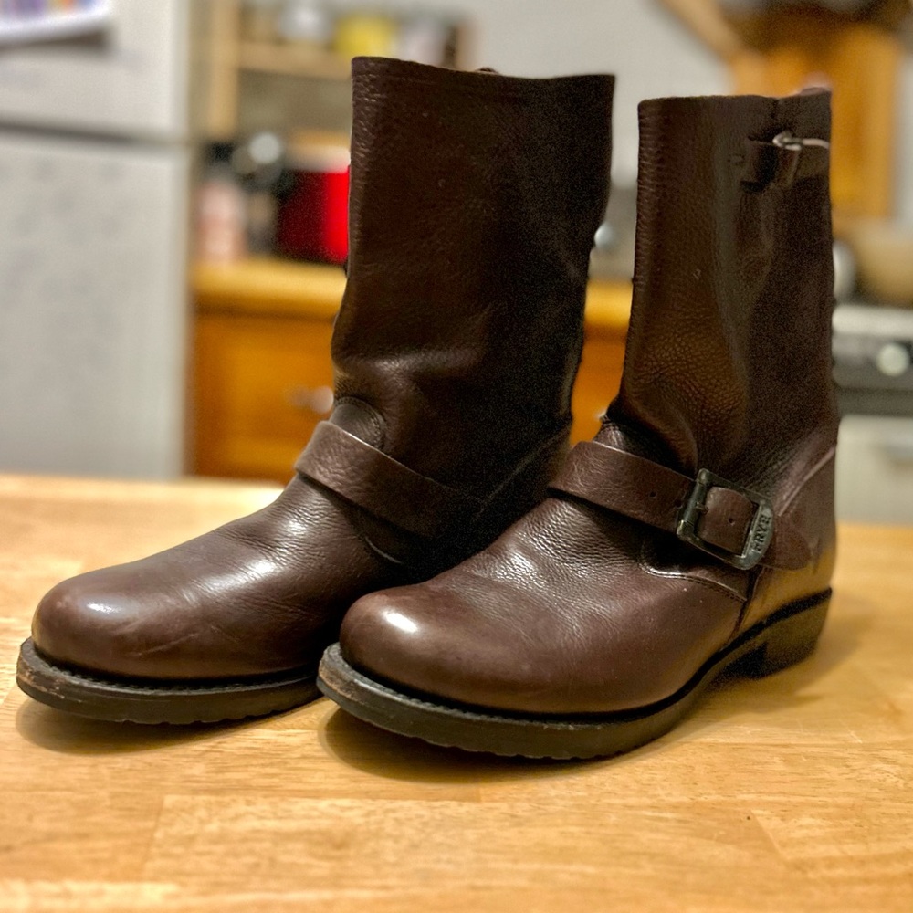 Frye Natalie engineer boots